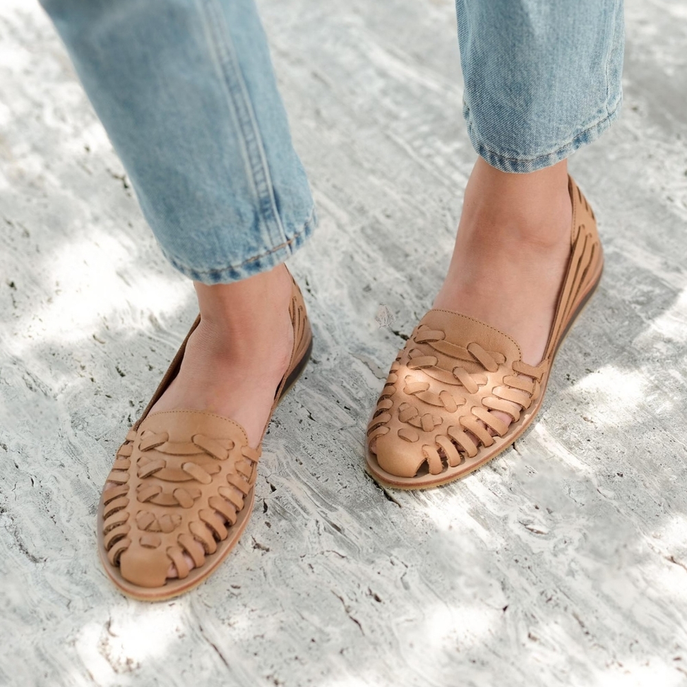 Nisolo Huarache Sandals, Size 7.5, Almond